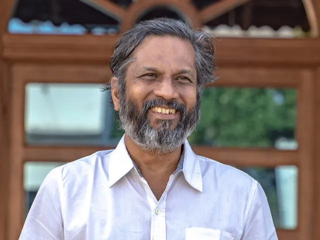 zoho ceo sridhar vembu