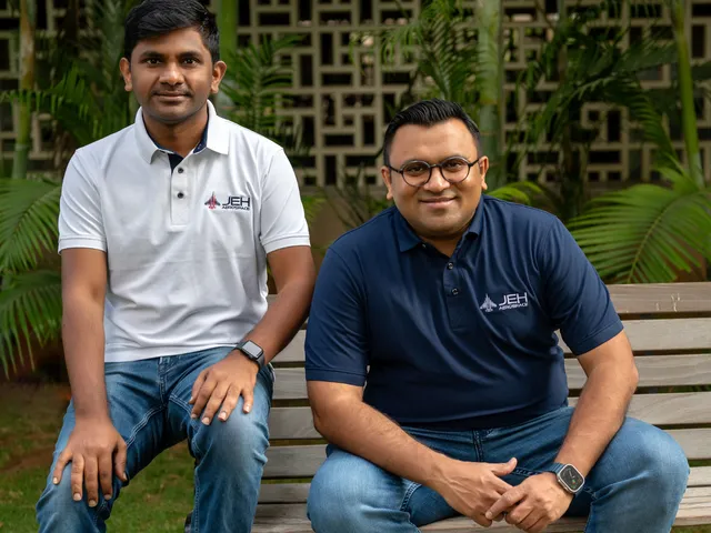 L-R, Venkatesh Mudragalla and Vishal Sanghavi, Co-founders of Jeh Aerospace