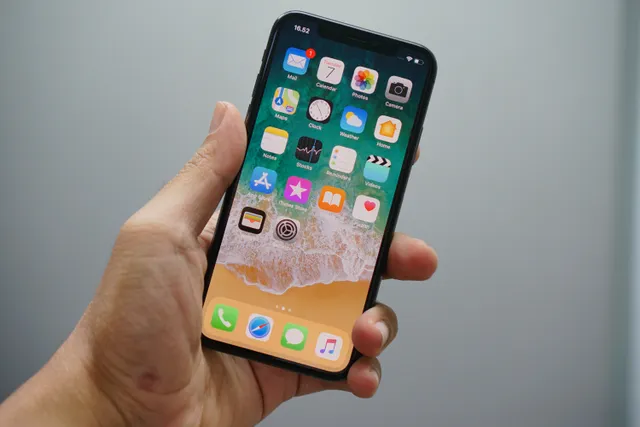 Production Of Apple's iPhone XR In India Will Cut the Prices?