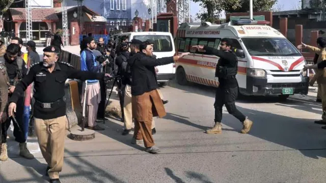 Peshawar mosque blast