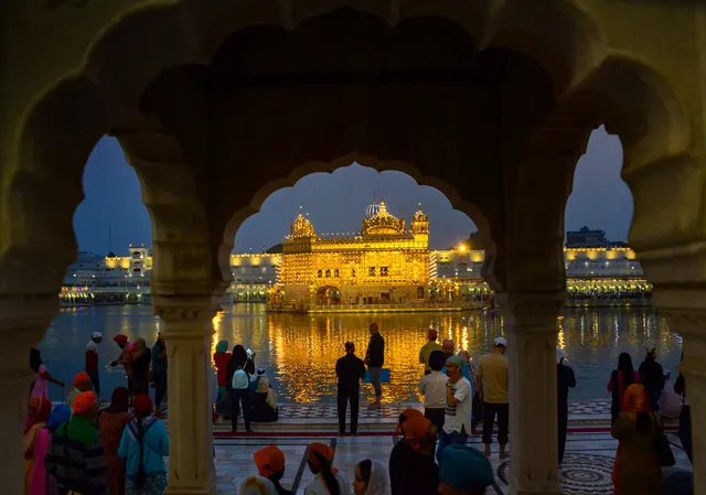 Amritsar Golden Temple Sikh