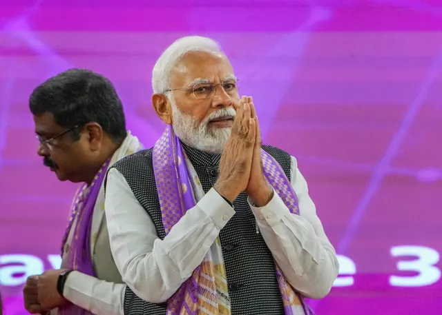 Prime Minister Narendra Modi during the valedictory ceremony of the centenary celebrations of Delhi University, in New Delhi, Friday.jpg