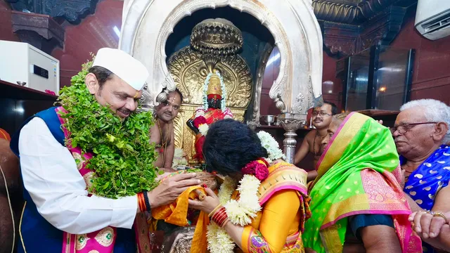 Devendra Fadnavis Pandharpur