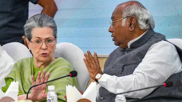 Congress President Mallikarjun Kharge with the party leader Sonia Gandhi during the ‘Congress Working Committee (CWC) Meeting’ at AICC headquarters, in New Delhi