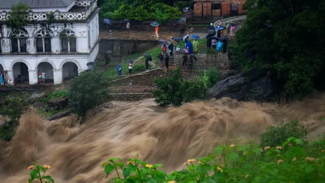 Nepal Landslide Bus