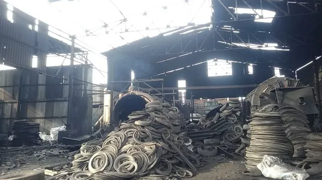 A boiler exploded in a tyre factory in a village in the Incholi area, Meerut