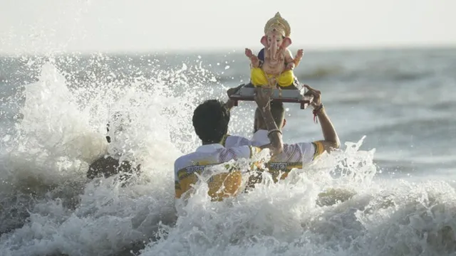 Ganesh idol immersion