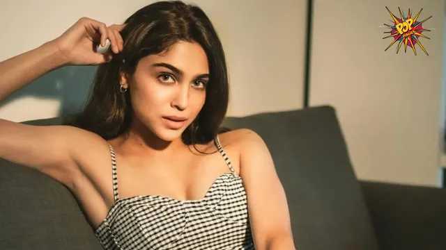 sharvari wagh
