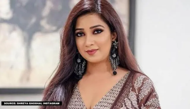 Shreya Ghoshal teases us with a new song from Sanjay Leela Bhansali's Gangubai Kathiawadi! :