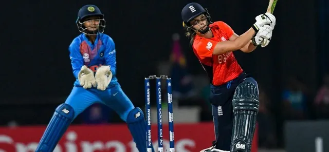 Calm Jones-Sciver take England to the finals