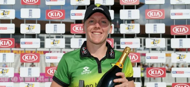 Thunder blown away by Storm as Heather Knight stars