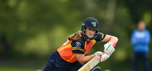 Shauna Kavanagh, Sophie MacMahon, Hannah Little help Scorchers go 4-2 up in Super 50 series