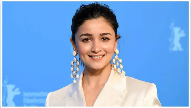 Alia Bhatt is working hard for the film Jigra, learning the intricacies of  this game., बॉलीवुड न्यूज News | Zoom TV