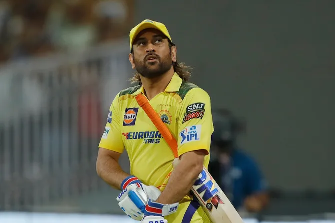 He Likes To Build Drama A Bit': CSK Batting Coach Michael Hussey On MS Dhoni's Retirement Plans | Cricket News