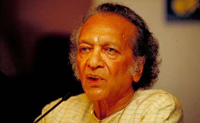 भारत रत्न सितारवादक पंडित रविशंकर का निधन - pandit ravi shankar passes away  - AajTak