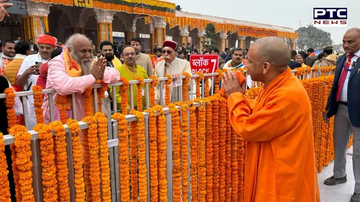 Yogi Adityanath reaches Ayodhya.jpg