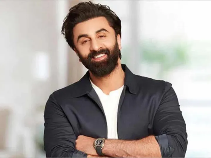 Ranbir Kapoor's shoes worth Rs 16 lakh grab attention, video viral