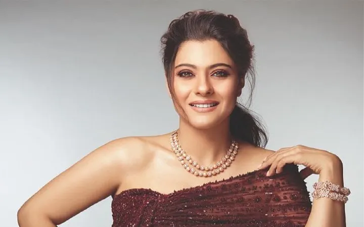 Pakistani actor Alyy Khan kissing scene with kajol