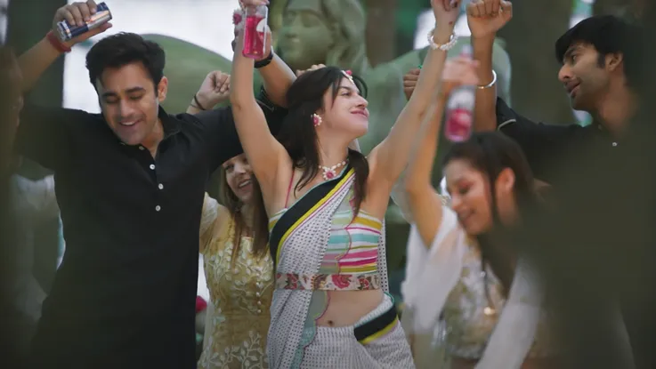 Yaariyan 2 Review; Divya Khosla Kumar Meezaan Jafri | Yash Dasgupta | मूवी  रिव्यू यारियां-2: रिश्तों की नई परिभाषा गढ़ती फिल्म में मिठास का ओवरडोज,  एक्टिंग में दिव्या ...