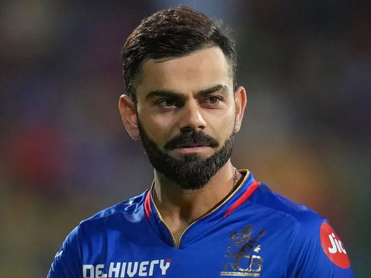 Virat Kohli captain RCB in IPL 2025 | फिर RCB की कप्तानी कर सकते हैं कोहली:  पहले भी 9 साल किए; मौजूदा कप्तान डु प्लेसिस के रिटेन होने की संभावना कम |  Dainik Bhaskar