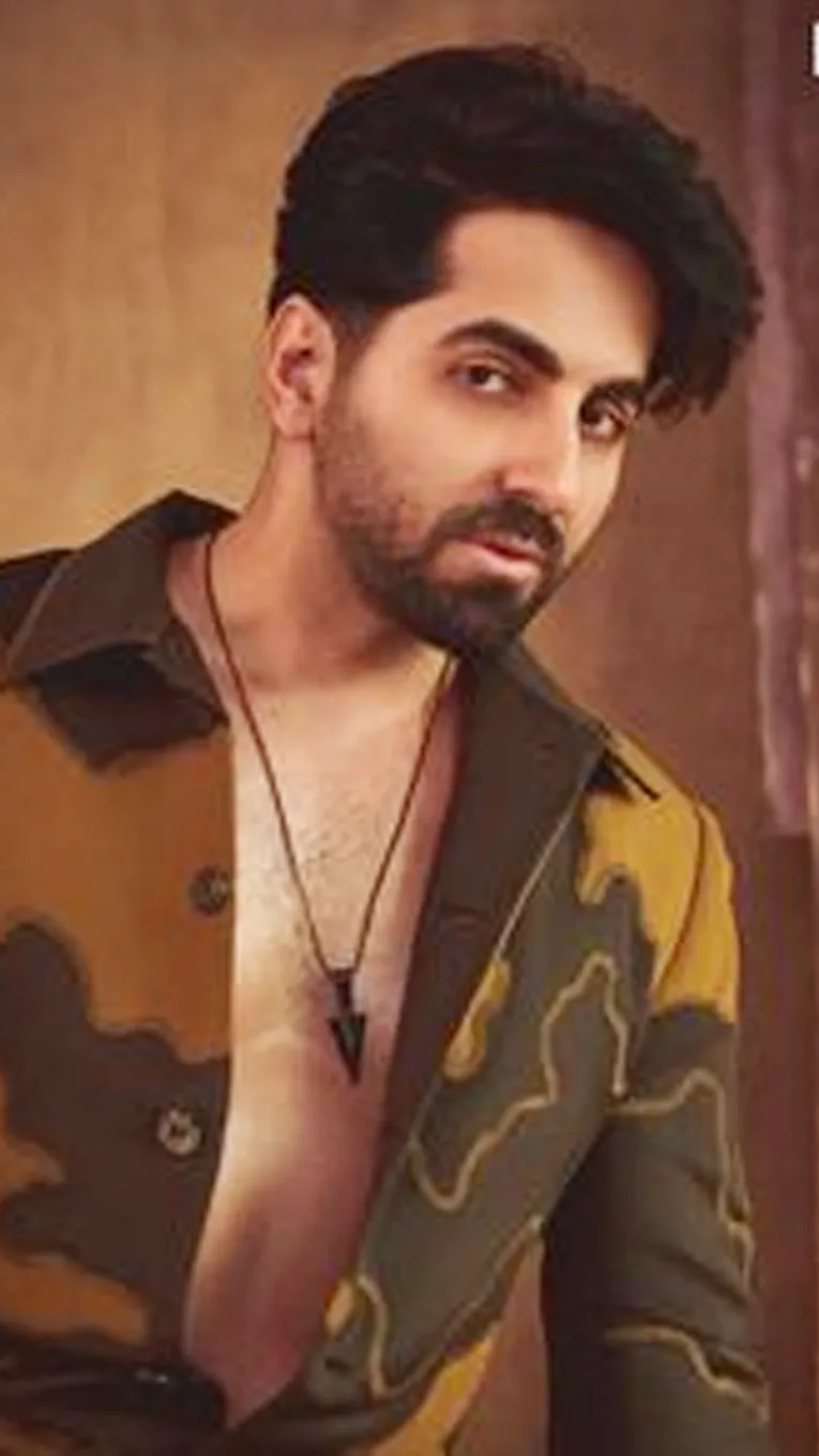 Ayushmann Khurrana created a stir by singing Lollipop Lagelu video went viral (10)