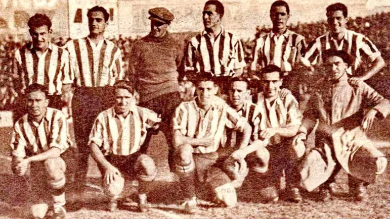 Athletic Club won the league in the 1929-30 season as the Invincibles