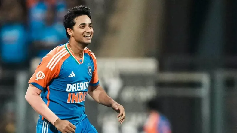 abhishek sharma flop show in ipl (1)