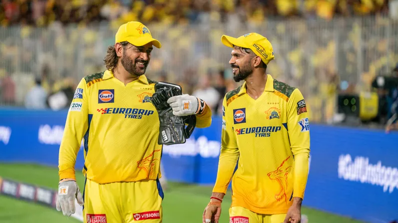 Ruturaj Gaikwad ipl 2025 ms dhoni (1)
