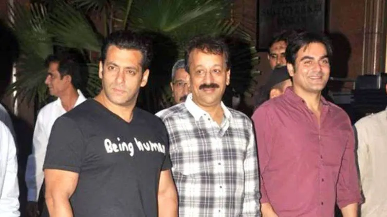 बाबा सिद्दीकी हत्याकांड से सदमे में Salman Khan की फैमिली, छोटे भाई अरबाज  खान ने बताया कैसी है हालत? - salman khan younger brother arbaaz khan break  silence on baba siddique murder