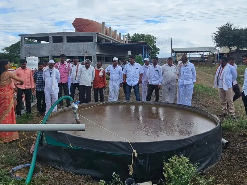 demonstration of biogas at shraddha farm