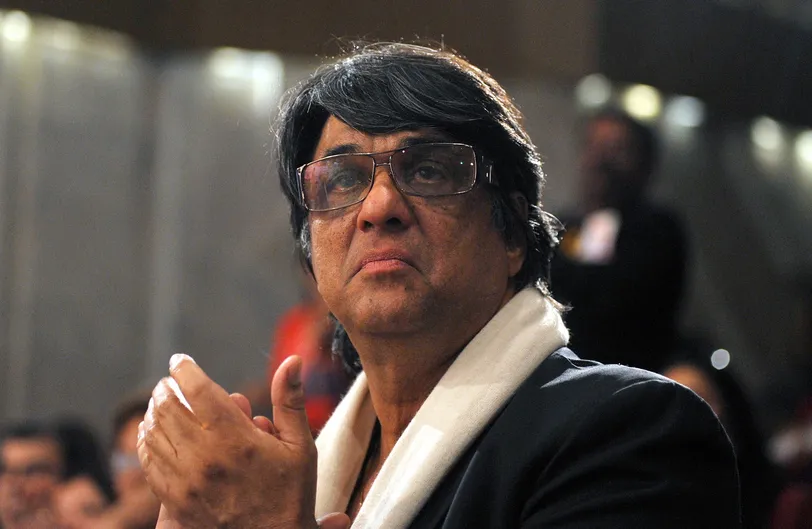 Mukesh Khanna got angry on Kapil Sharma | कपिल शर्मा पर भड़के मुकेश खन्ना:  बोले- उनके शो में अश्लीलता दिखाई जाती है, पहली मुलाकात के दौरान उन्होंने  मुझे ...