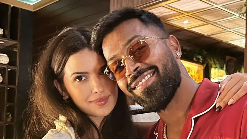 Natasha Stankovic got irritated on the question of divorce with Hardik  Pandya | तलाक के सवाल पर चिढ़ गईं नताशा स्टेनकोविच: रिपोर्टर से कहा-'थैंक  यू वैरी मच'; कुछ दिनों पहले ...