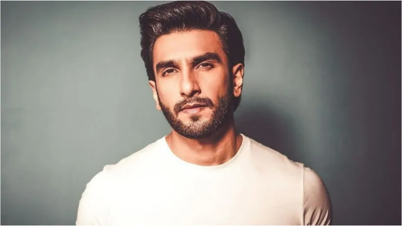 Bollywood Actor Ranveer Singh Birthday Known Unknown Facts About Actor Life  And Career - Entertainment News: Amar Ujala - Ranveer Singh:कभी बाजीराव तो  कभी सिम्बा बन मचाया गदर, रणवीर सिंह के इन