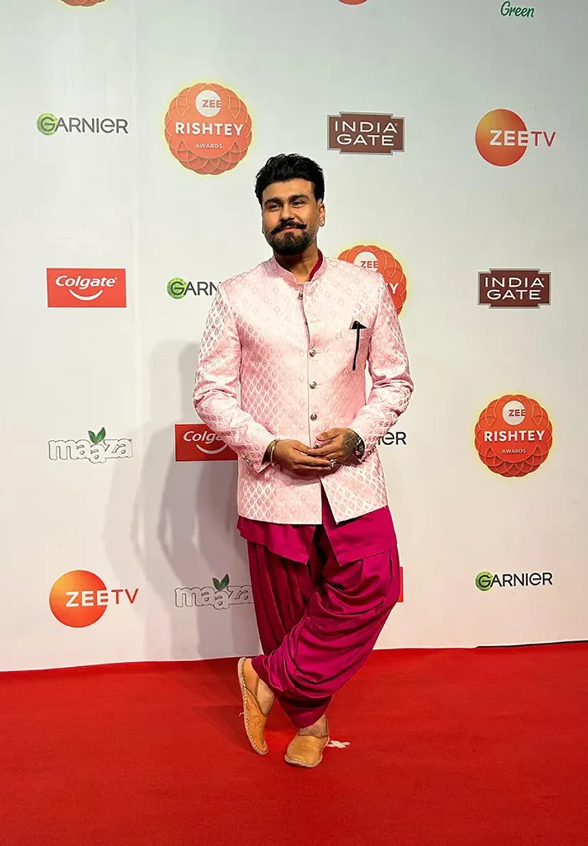 Stars at Zee Rishtey Awards 2025