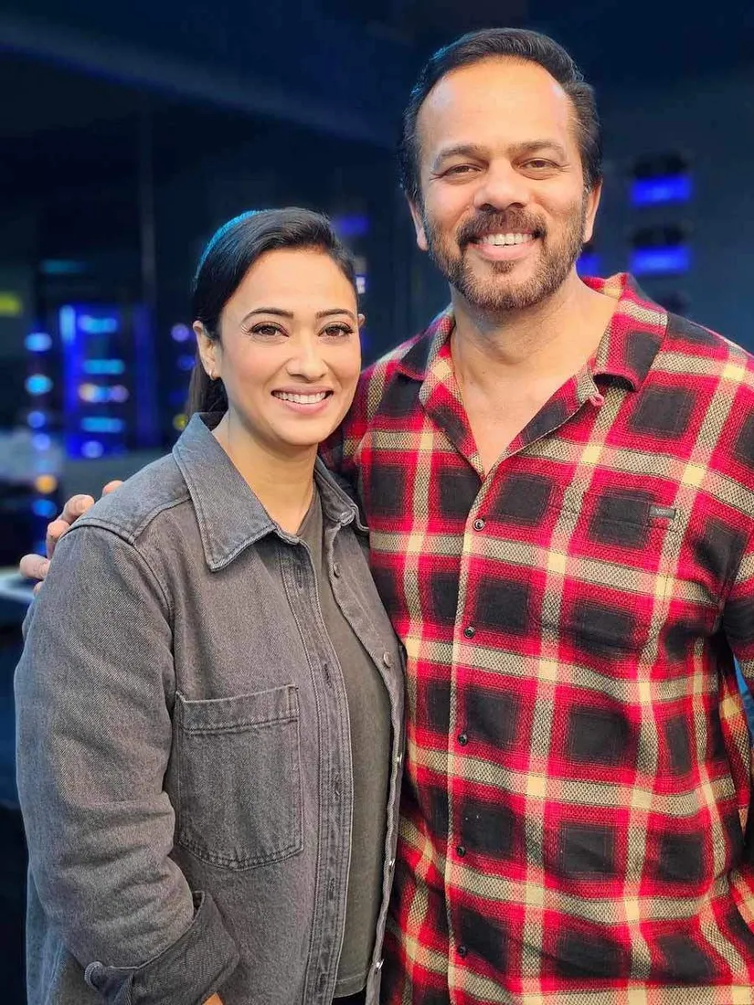 श्वेता तिवारी सिंघम अगेन की कास्ट में शामिल, रोहित शेट्टी के साथ नई तस्वीर  में पोज देती आईं नजर | Filmfare.com