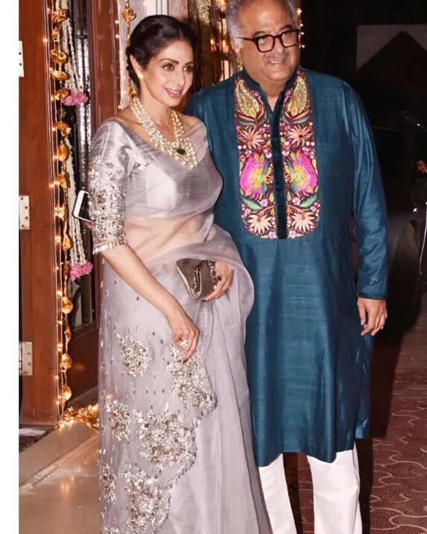 Boney Kapoor Sridevi Marriage Anniversary when actress tied rakhi actor  know about couple love story | Sridevi-Boney Kapoor Anniversary: जिसे  बांधती थीं राखी, उसके साथ ही रचाई शादी, दिलचस्प है श्रीदेवी ...