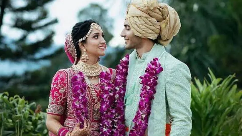 Pandya Store Fame Actor Akshay Kharodia Announced Separation From Wife Divya  Punetha - Entertainment News: Amar Ujala - Akshay Kharodia:पत्नी से अलग हुए  'पांड्या स्टोर' फेम अभिनेता अक्षय खरोड़िया ...