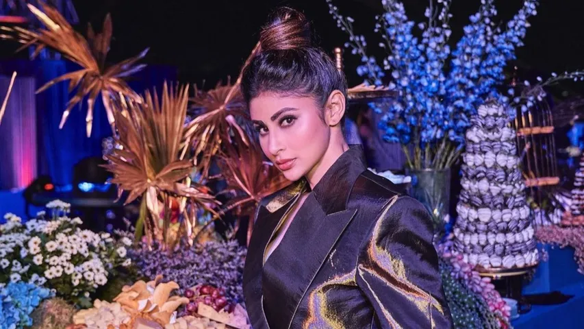 Mouni Roy Dazzles in Gold at Fashion Event in Hyderabad