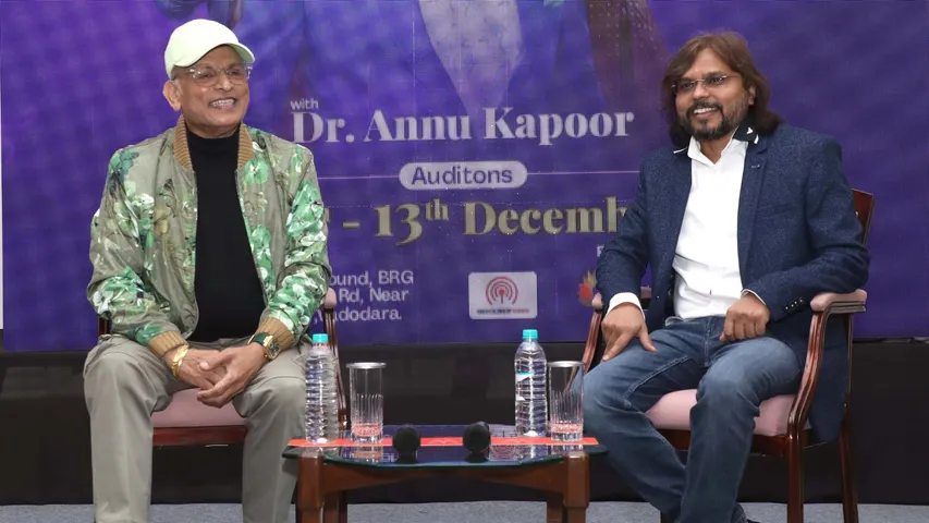 Annu Kapoor & Kumarr Pay Heartfelt Tribute to Women at Antakshari Event