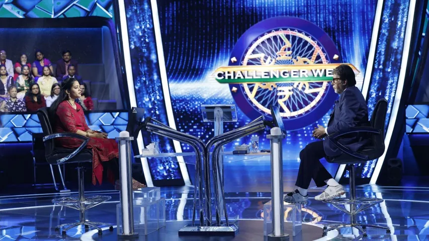 Amitabh Bachchan Admits His Allu Arjun Fandom on KBC 16