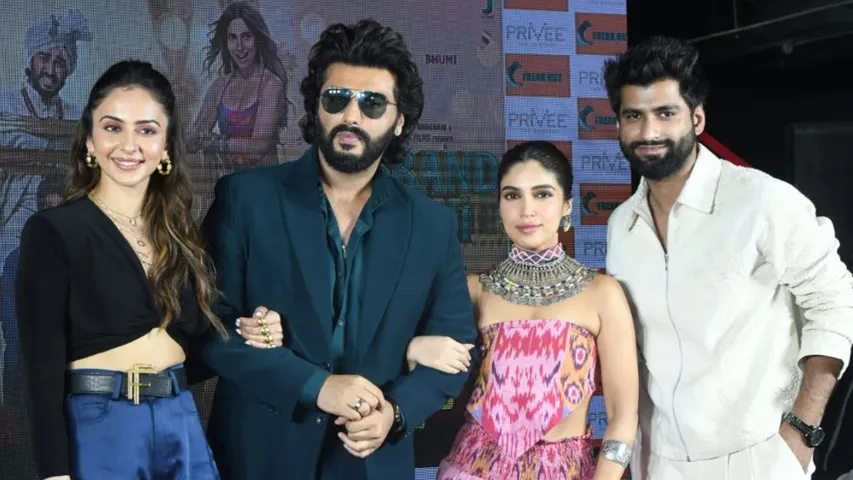 Mere Husband Ki Biwi Arjun Kapoor, Rakul Preet & Bhumi Pednekar Promote in Delhi