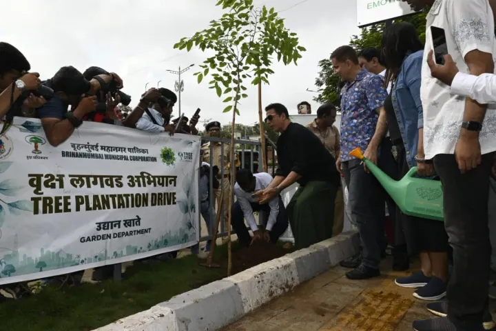 Hariyaali aur Vaasta  Akshay Kumar 's off-screen MEGA green- mission !! 