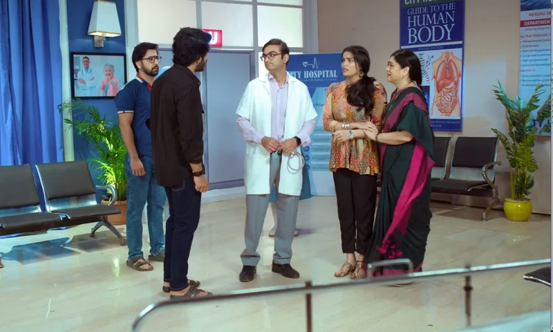 Udne Ki Aasha Paresh is hospitalized