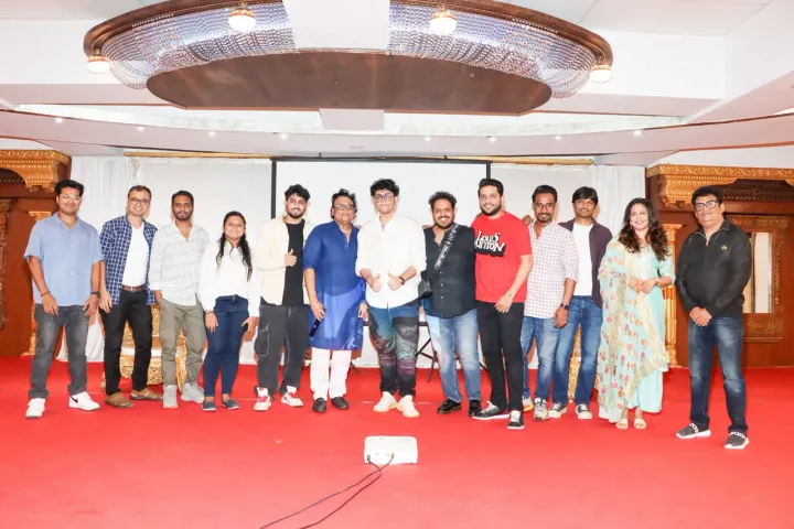 Deepak Pandit Launches 'DP Music' with Debut Song 'Kaise Jiyein'