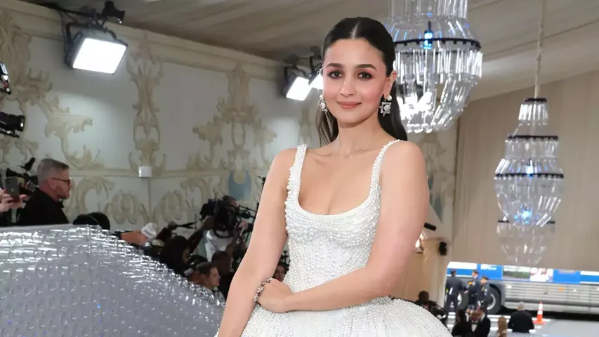 Alia Bhatt will attend Met Gala 2024, leaves for New York