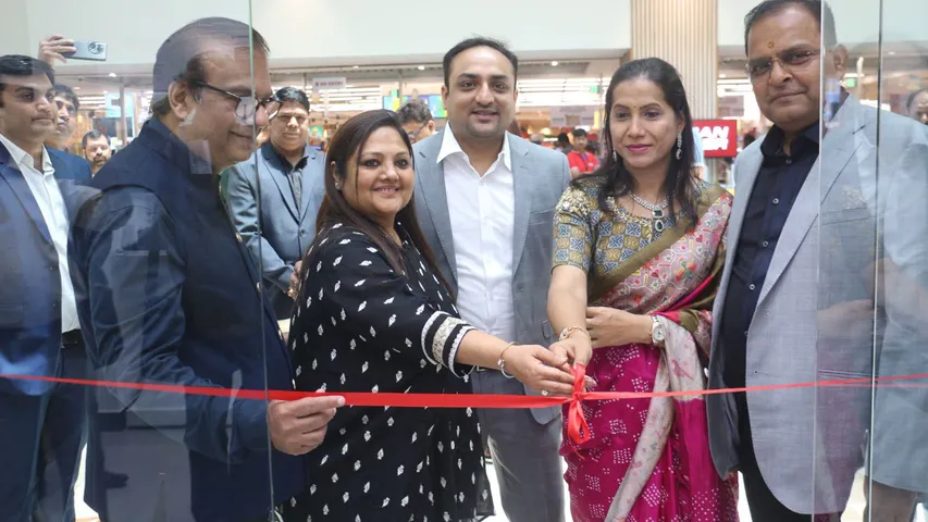 Store Launch of Limelight Diamonds in the City of Nawabs Lucknow