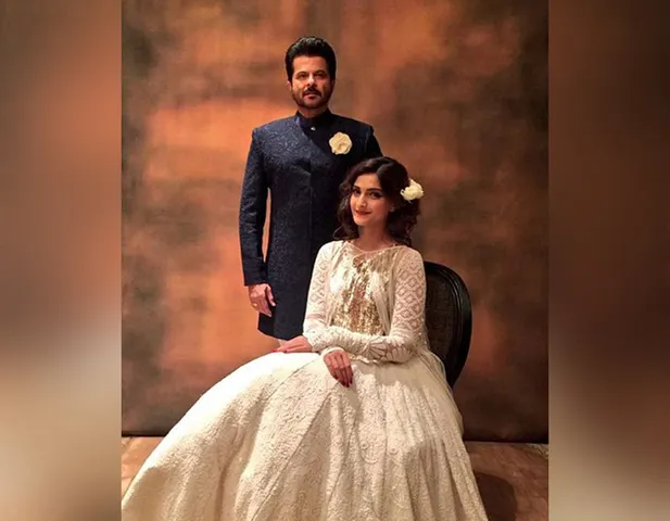 ANIL KAPOOR TO PAIR UP WITH SONAM FOR A FILM?