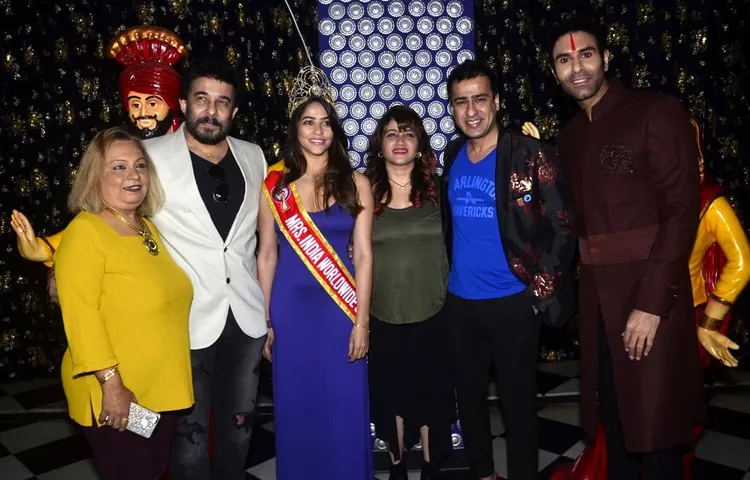 Deepak Tijori, Mandeep Kaur And Sandip Soparrkar Unveil The Cover Of WOW Magazine January Issue