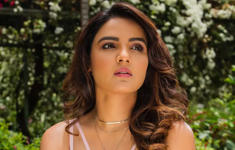 jasmin-bhasin