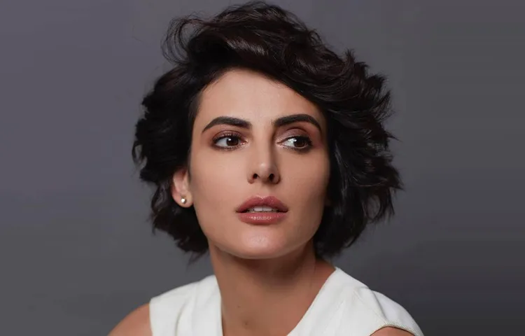 Mandana-karimi